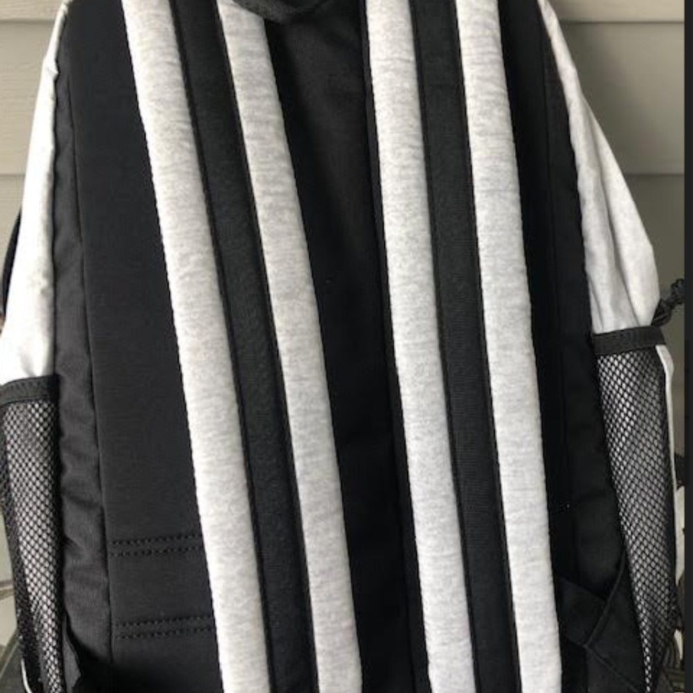 Adidas Backpack - Picture 12 of 12
